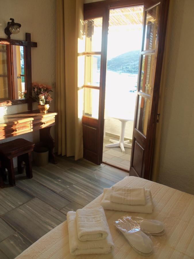 Alexandros Hotel Grikos Bay  Ngoại thất bức ảnh